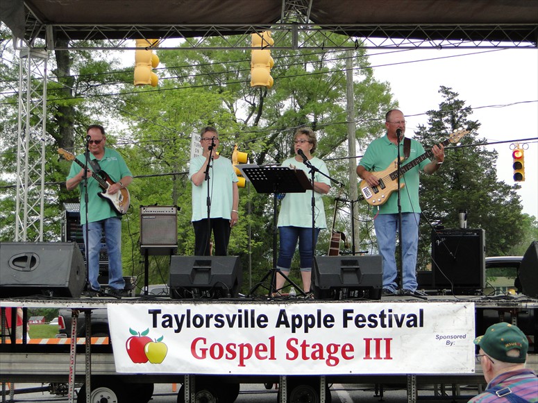 Barnes Family - Gospel Stage