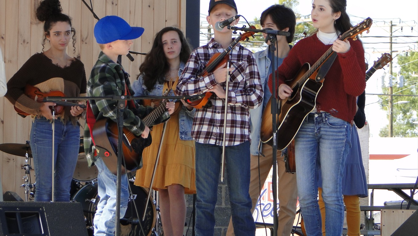 Studio 3 Fiddle Club