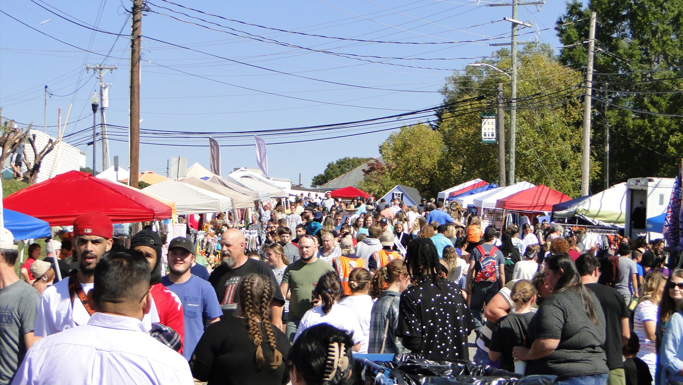 It was a packed day at the Apple Festival!