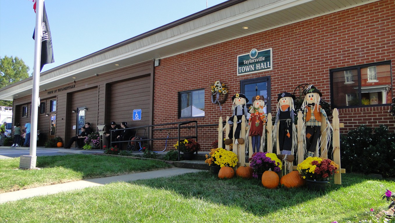 Taylorsville Town Hall looking festive for Fall! See you next year!!