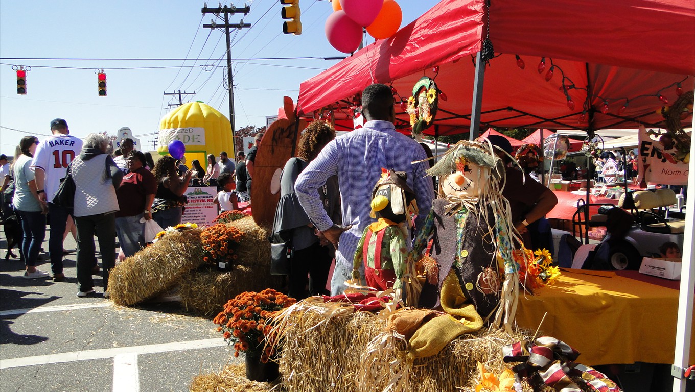 Lots of vendor booths to visit!