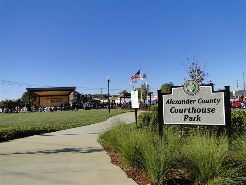 Alexander County Courthouse Park