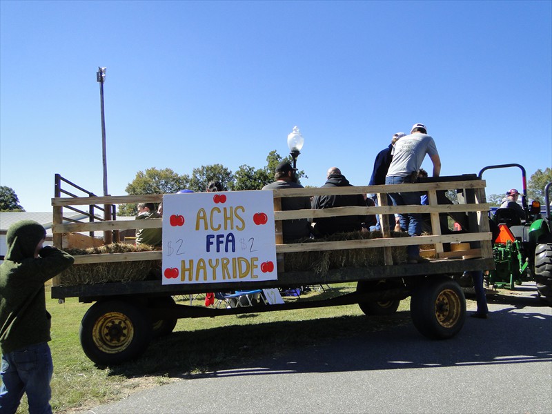 The Kid's Korner - Hay Rides!