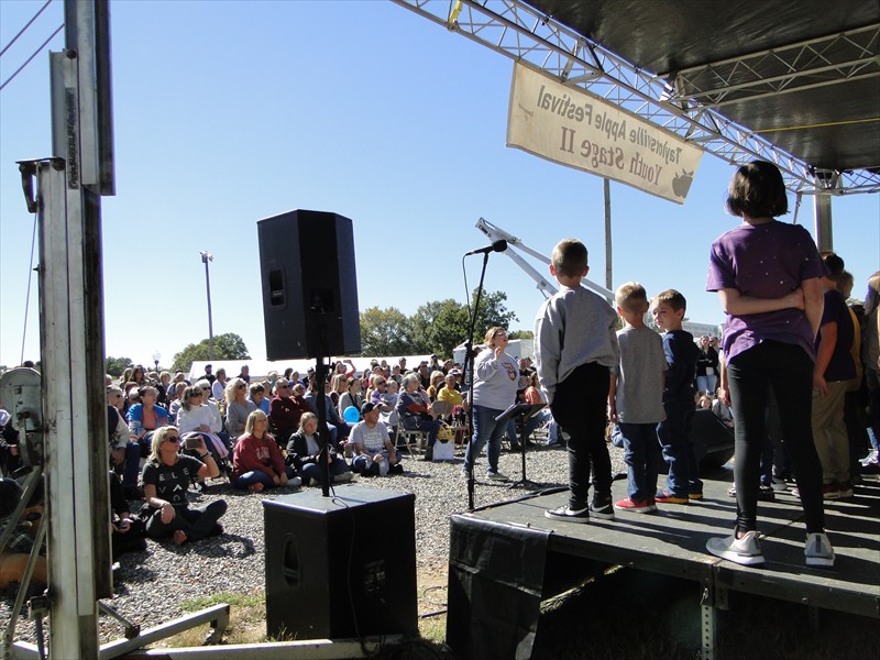 Millersville Christian Academy Students perform.