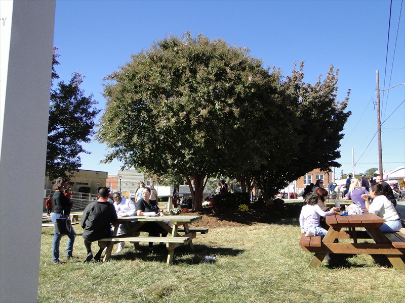 Folks enjoyed the Courtyard.