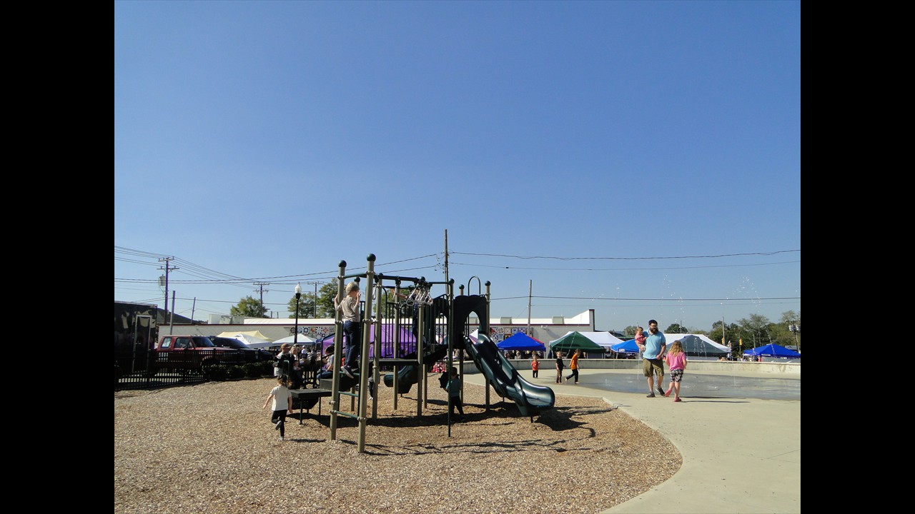 Splash pad and Kid's area at the Park