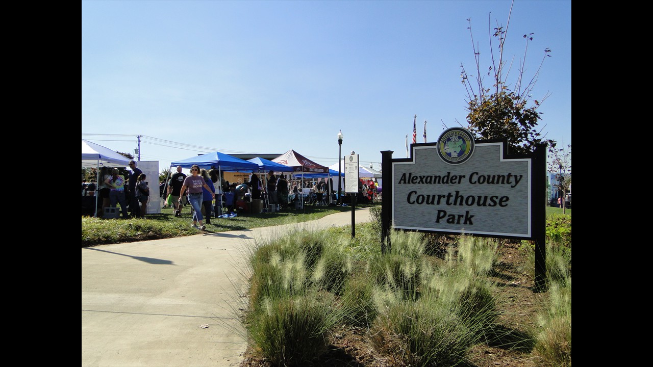 Alexander County Courthouse Park